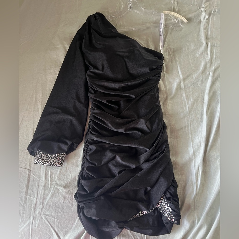 Homecoming Dress, size 00, worn once for 2 hours! Like New!!